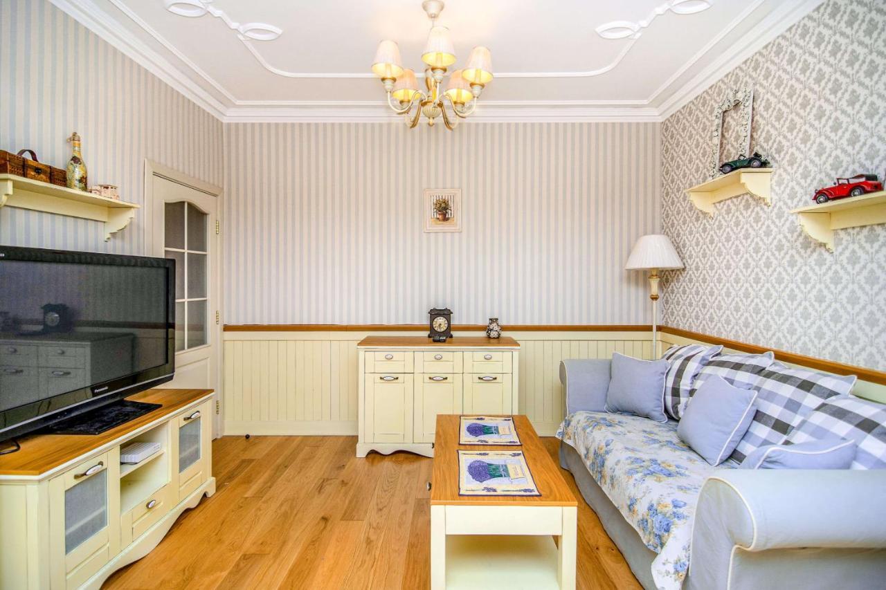 Central Shabby Chic Flat Close To Paid Parking Leilighet Varna Eksteriør bilde