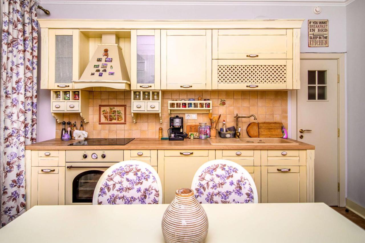 Central Shabby Chic Flat Close To Paid Parking Leilighet Varna Eksteriør bilde